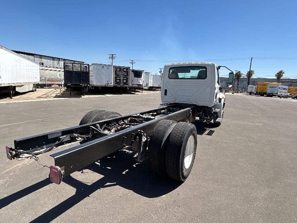 Cab and Chassis Truck-Light and Medium Duty Trucks-International-2020-MV607-El Centro-CA-159,494\n\t\tmiles-$ 36,500 - Image 13
