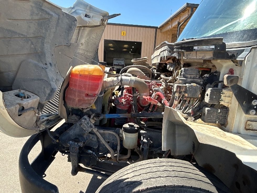 Cab and Chassis Truck-Light and Medium Duty Trucks-International-2020-MV607-El Centro-CA-159,494\n\t\tmiles-$ 36,500 - Image 24