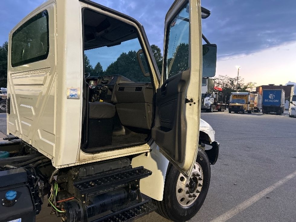 Cab and Chassis Truck-Light and Medium Duty Trucks-International-2020-MV607-Greensboro-NC-304,408\n\t\tmiles-$ 22,750 - Image 15