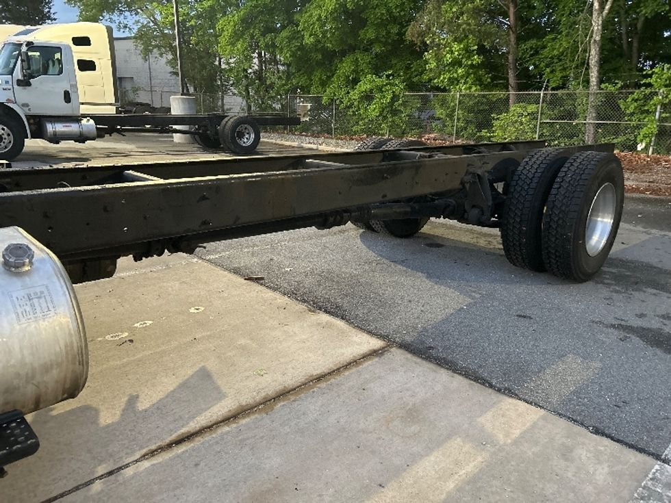 Cab and Chassis Truck-Light and Medium Duty Trucks-International-2020-MV607-Greensboro-NC-304,408\n\t\tmiles-$ 22,750 - Image 5