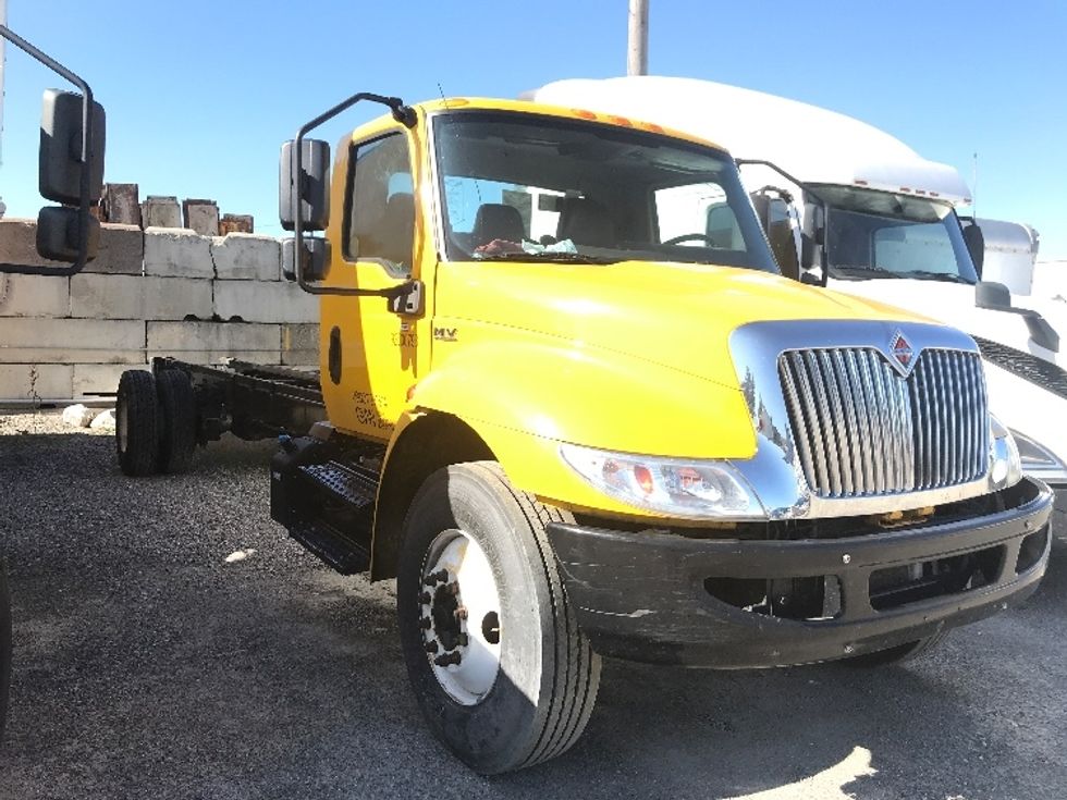 Cab and Chassis Truck-Light and Medium Duty Trucks-International-2020-MV607-Idaho Falls-ID-155,215\n\t\tmiles-$ 44,750 - Image 1