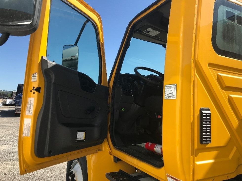 Cab and Chassis Truck-Light and Medium Duty Trucks-International-2020-MV607-Idaho Falls-ID-155,215\n\t\tmiles-$ 44,750 - Image 9