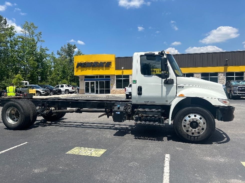 Cab and Chassis Truck-Light and Medium Duty Trucks-International-2020-MV607-Ladson-SC-282,727\n\t\tmiles-$ 20,500 - Image 10
