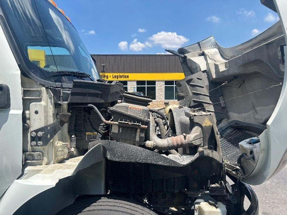 Cab and Chassis Truck-Light and Medium Duty Trucks-International-2020-MV607-Ladson-SC-282,727\n\t\tmiles-$ 20,500 - Image 18