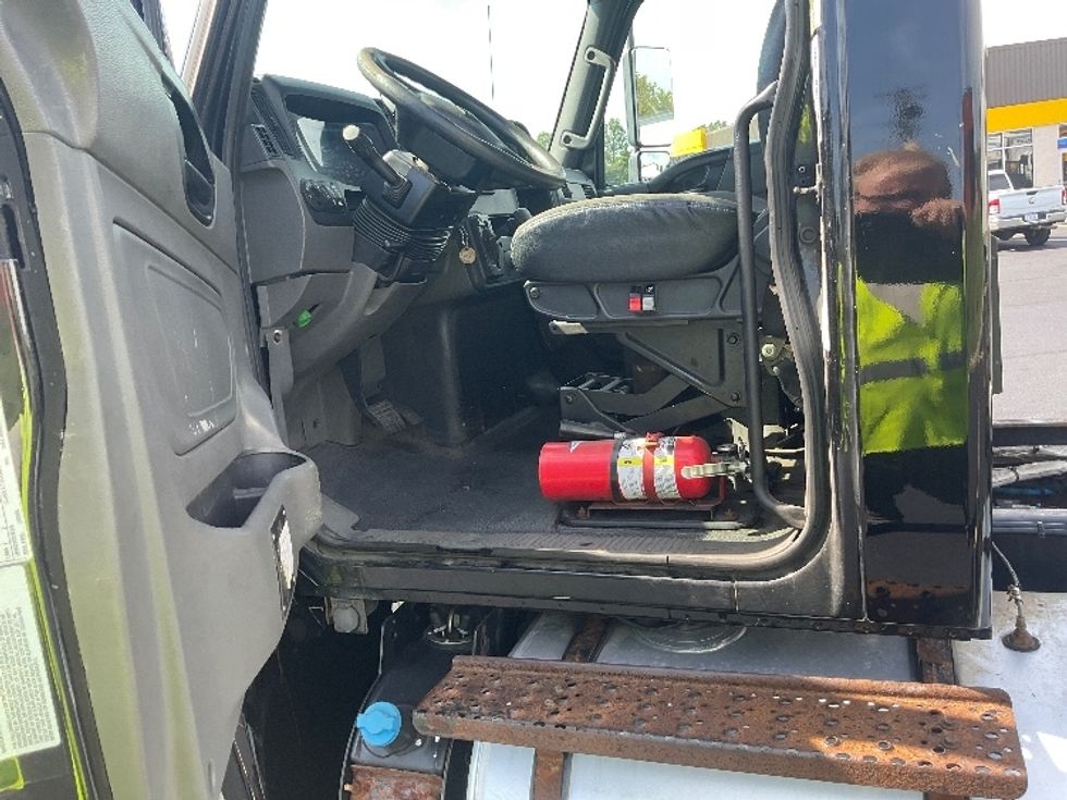 Cab and Chassis Truck-Light and Medium Duty Trucks-International-2020-MV607-Linden-NJ-350,078\n\t\tmiles-$ 15,500 - Image 13