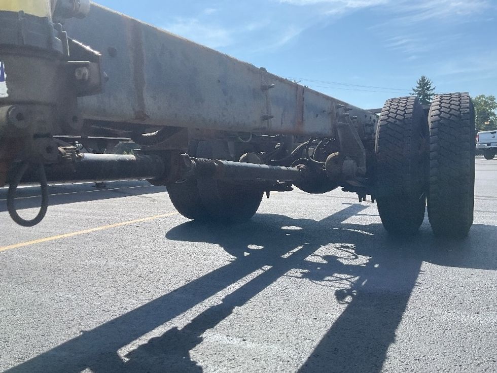 Cab and Chassis Truck-Light and Medium Duty Trucks-International-2020-MV607-Linden-NJ-350,078\n\t\tmiles-$ 15,500 - Image 5