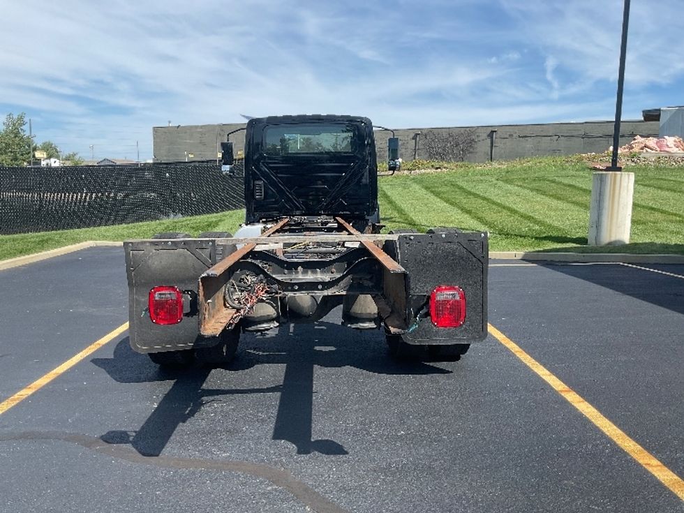 Cab and Chassis Truck-Light and Medium Duty Trucks-International-2020-MV607-Linden-NJ-350,078\n\t\tmiles-$ 15,500 - Image 7