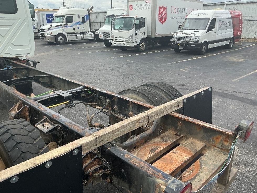 Cab and Chassis Truck-Light and Medium Duty Trucks-International-2020-MV607-Poplar Bluff-MO-31,402\n\t\tmiles-$ 52,750 - Image 10