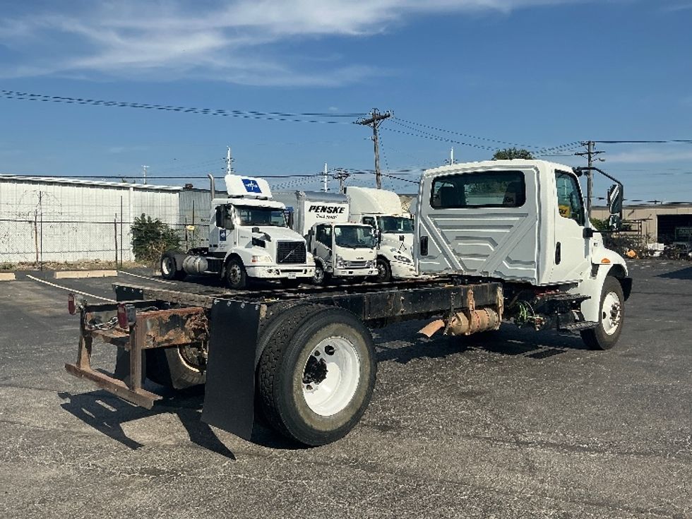 Cab and Chassis Truck-Light and Medium Duty Trucks-International-2020-MV607-Poplar Bluff-MO-31,402\n\t\tmiles-$ 52,750 - Image 11