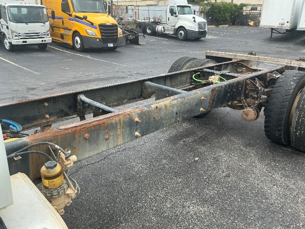 Cab and Chassis Truck-Light and Medium Duty Trucks-International-2020-MV607-Poplar Bluff-MO-31,402\n\t\tmiles-$ 52,750 - Image 5