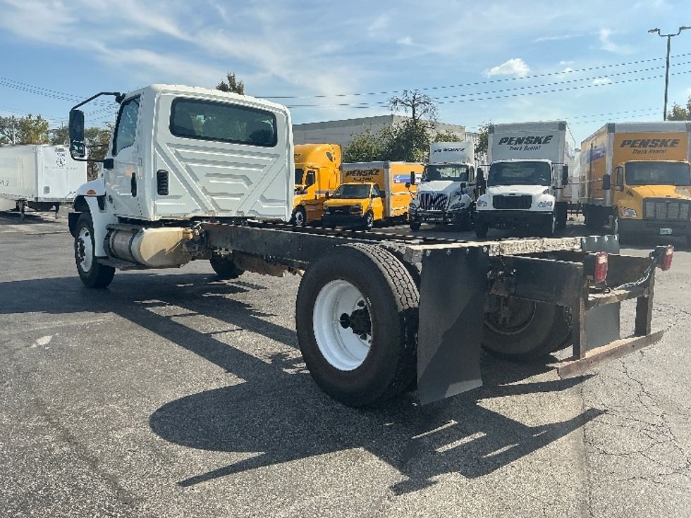 Cab and Chassis Truck-Light and Medium Duty Trucks-International-2020-MV607-Poplar Bluff-MO-31,402\n\t\tmiles-$ 52,750 - Image 6