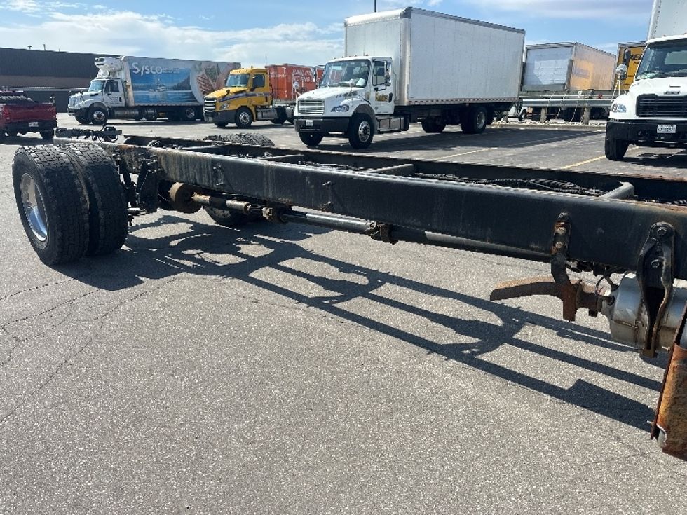 Cab and Chassis Truck-Light and Medium Duty Trucks-International-2020-MV607-Scarborough-ON-255,000\n\t\tkm-$ 45,500 - Image 11