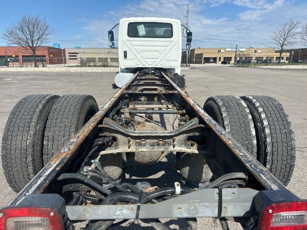 Cab and Chassis Truck-Light and Medium Duty Trucks-International-2020-MV607-Scarborough-ON-255,000\n\t\tkm-$ 45,500 - Image 9