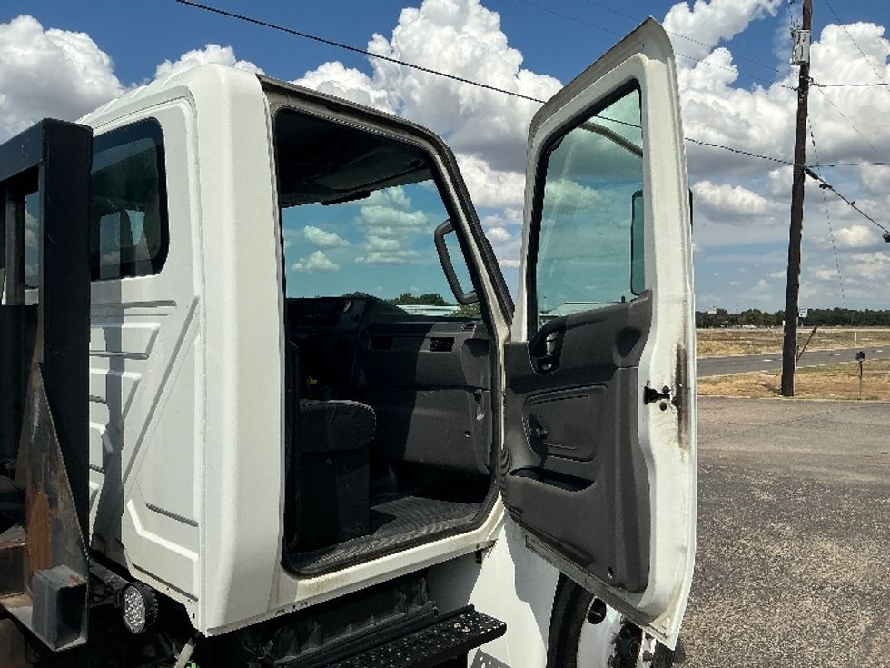 Cab and Chassis Truck-Light and Medium Duty Trucks-International-2020-MV607-Waco-TX-177,306\n\t\tmiles-$ 40,250 - Image 16
