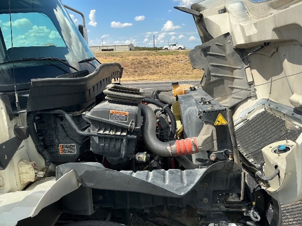 Cab and Chassis Truck-Light and Medium Duty Trucks-International-2020-MV607-Waco-TX-177,306\n\t\tmiles-$ 40,250 - Image 19