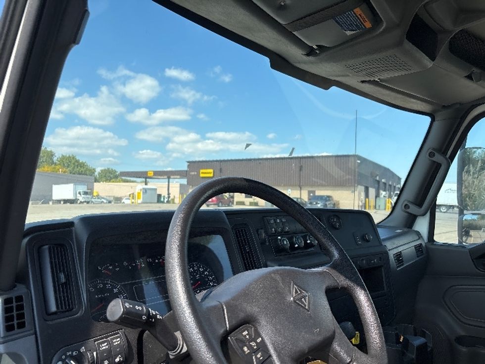Cab and Chassis Truck-Light and Medium Duty Trucks-International-2020-MV607-Warren-MI-35,707\n\t\tmiles-$ 52,250 - Image 12