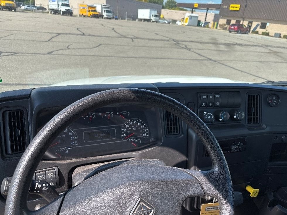 Cab and Chassis Truck-Light and Medium Duty Trucks-International-2020-MV607-Warren-MI-35,707\n\t\tmiles-$ 52,250 - Image 13