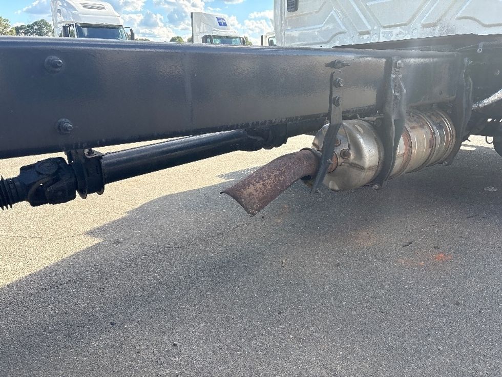 Cab and Chassis Truck-Light and Medium Duty Trucks-International-2020-MV607LP-Mebane-NC-203,758\n\t\tmiles-$ 35,000 - Image 10