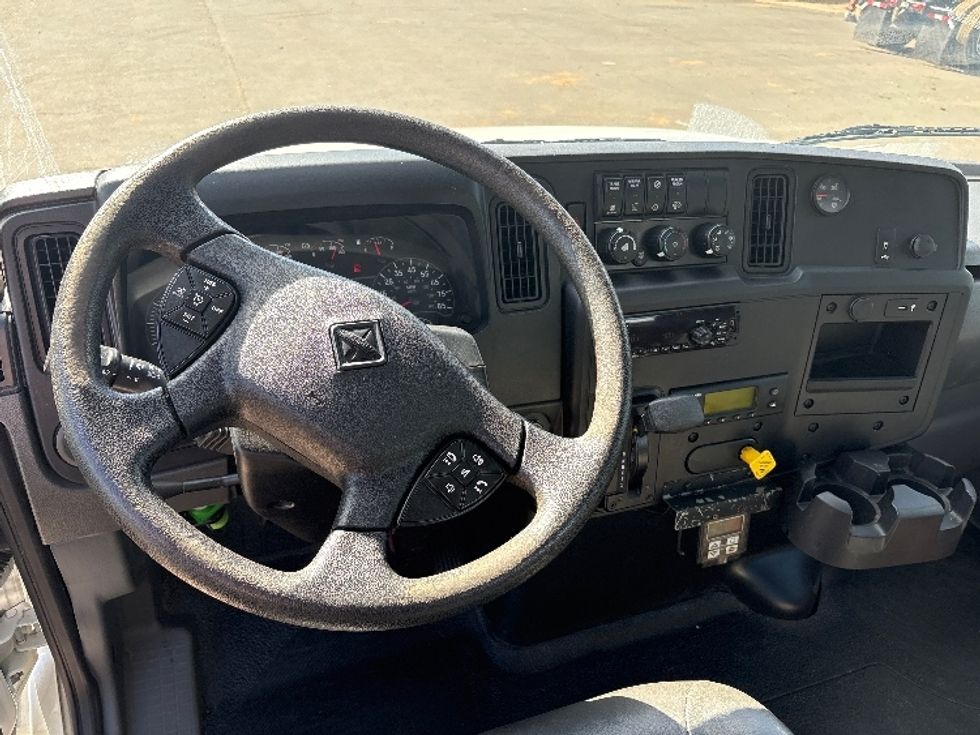 Cab and Chassis Truck-Light and Medium Duty Trucks-International-2020-MV607LP-Mebane-NC-203,758\n\t\tmiles-$ 35,000 - Image 14