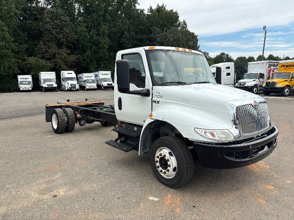 Cab and Chassis Truck-Light and Medium Duty Trucks-International-2020-MV607LP-Mebane-NC-229,339\n\t\tmiles-$ 26,250 - Image 1
