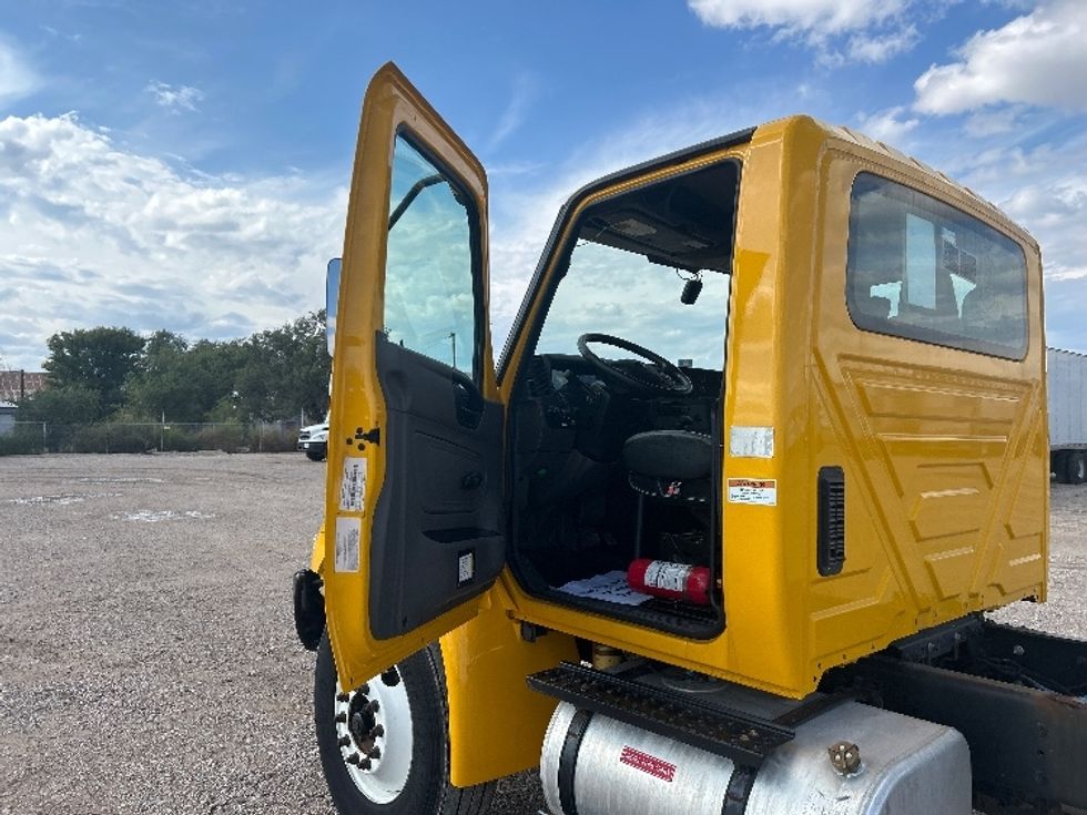Cab and Chassis Truck-Light and Medium Duty Trucks-International-2021-MV607-Amarillo-TX-232,238\n\t\tmiles-$ 36,000 - Image 11