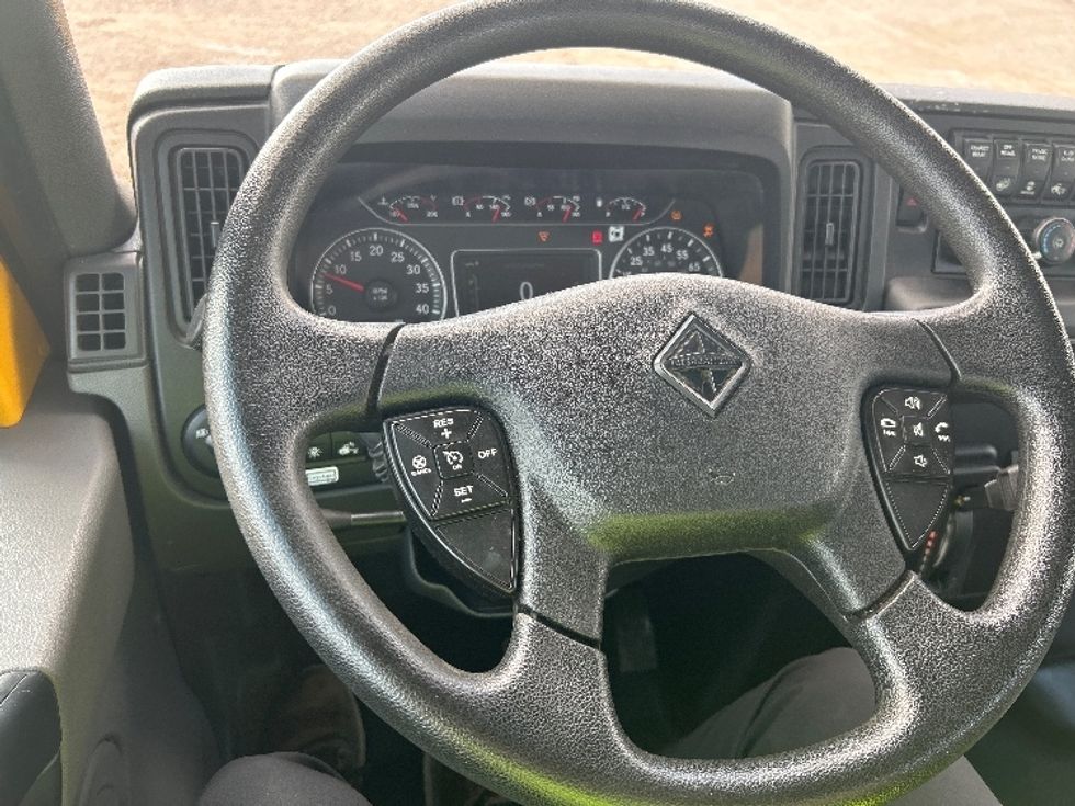 Cab and Chassis Truck-Light and Medium Duty Trucks-International-2021-MV607-Amarillo-TX-232,238\n\t\tmiles-$ 36,000 - Image 12