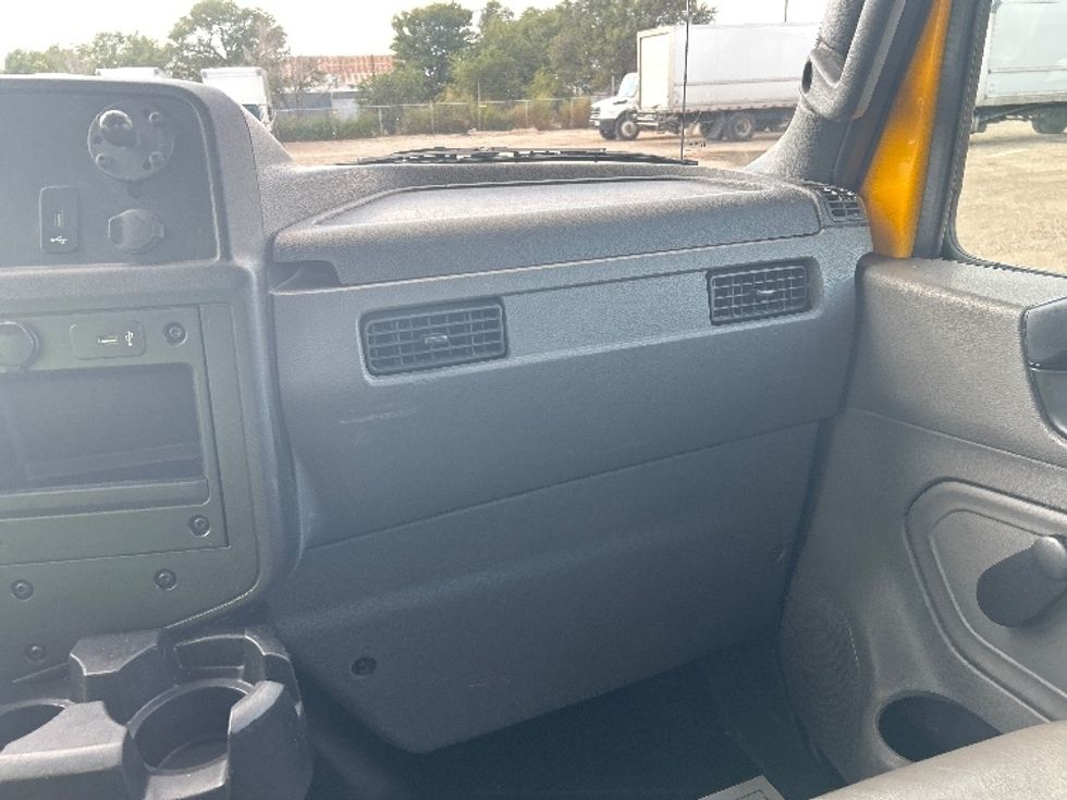 Cab and Chassis Truck-Light and Medium Duty Trucks-International-2021-MV607-Amarillo-TX-232,238\n\t\tmiles-$ 36,000 - Image 16
