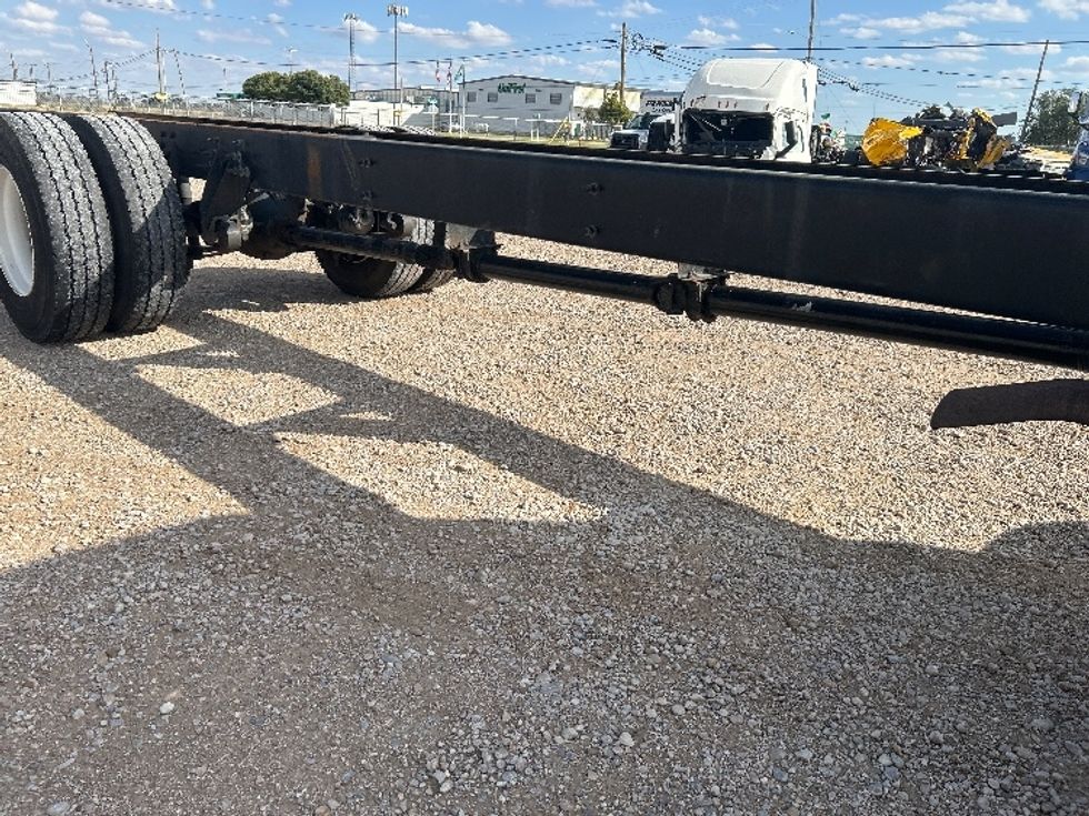 Cab and Chassis Truck-Light and Medium Duty Trucks-International-2021-MV607-Amarillo-TX-232,238\n\t\tmiles-$ 36,000 - Image 9
