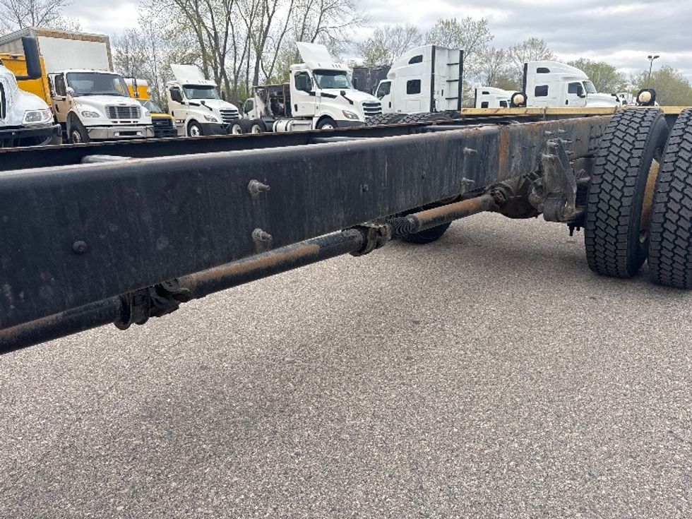 Cab and Chassis Truck-Light and Medium Duty Trucks-International-2021-MV607-Brooklyn Park-MN-193,186\n\t\tmiles-$ 32,000 - Image 5