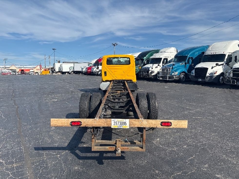 Cab and Chassis Truck-Light and Medium Duty Trucks-International-2021-MV607-East Chicago-IN-199,054\n\t\tmiles-$ 33,000 - Image 7