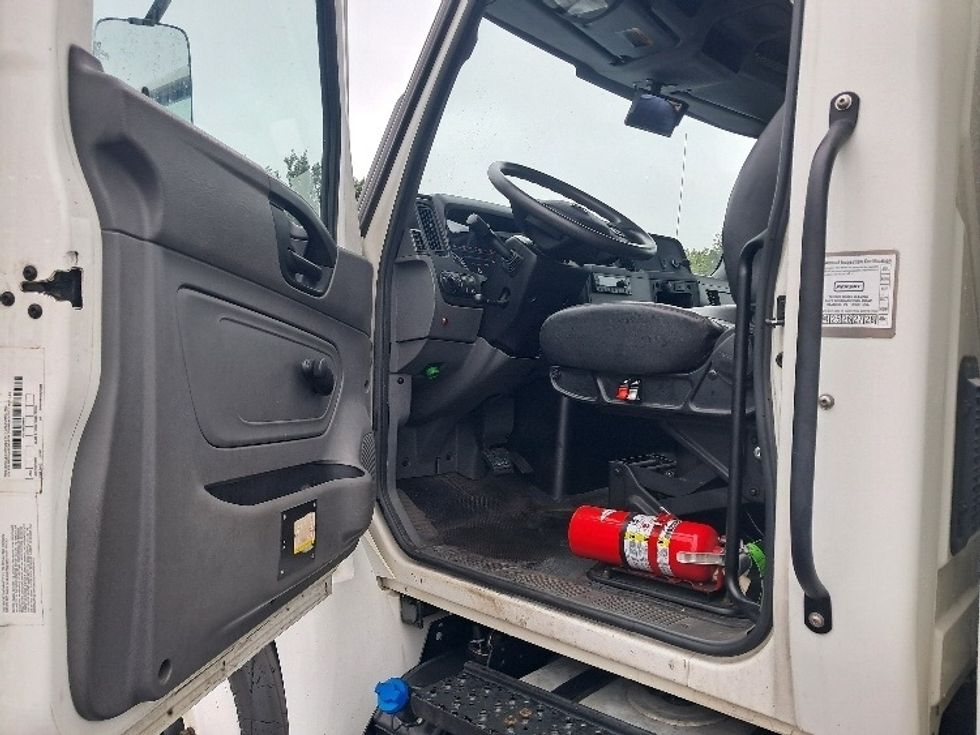 Cab and Chassis Truck-Light and Medium Duty Trucks-International-2021-MV607-Greensboro-NC-134,887\n\t\tmiles-$ 41,750 - Image 11