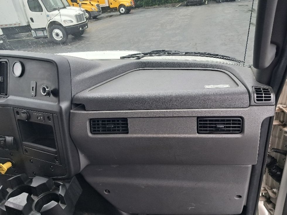 Cab and Chassis Truck-Light and Medium Duty Trucks-International-2021-MV607-Greensboro-NC-134,887\n\t\tmiles-$ 41,750 - Image 16