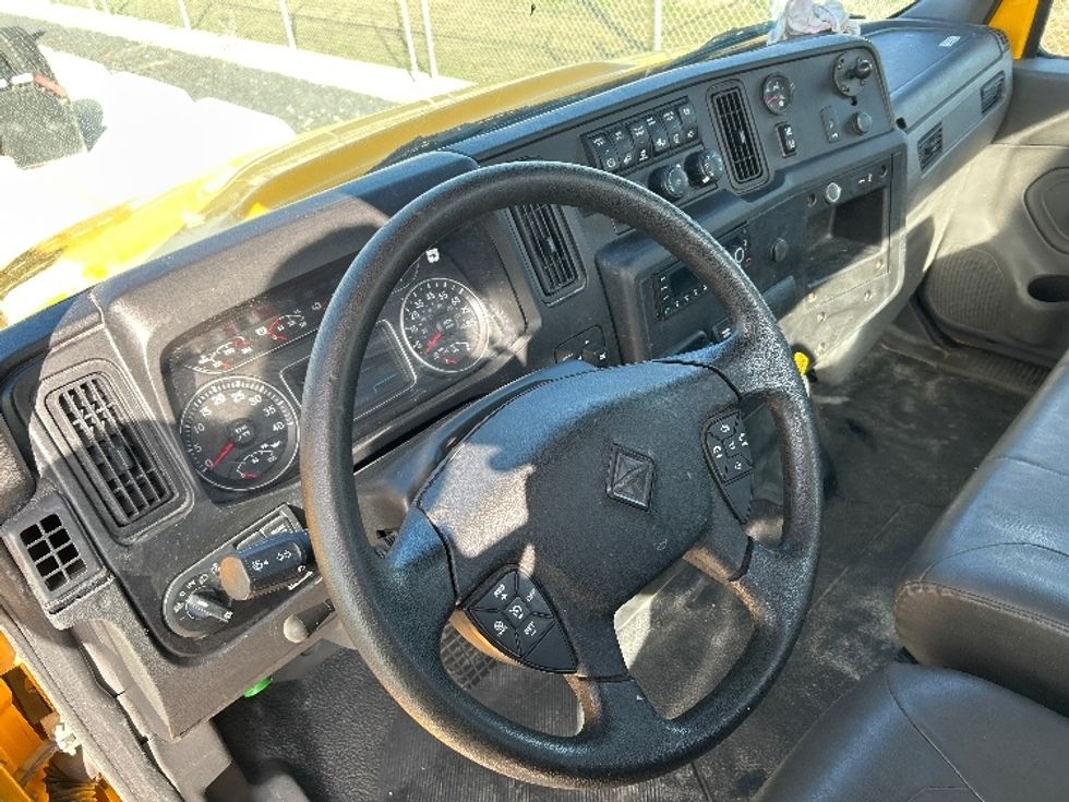Cab and Chassis Truck-Light and Medium Duty Trucks-International-2021-MV607-Katy-TX-200,656\n\t\tmiles-$ 36,500 - Image 12