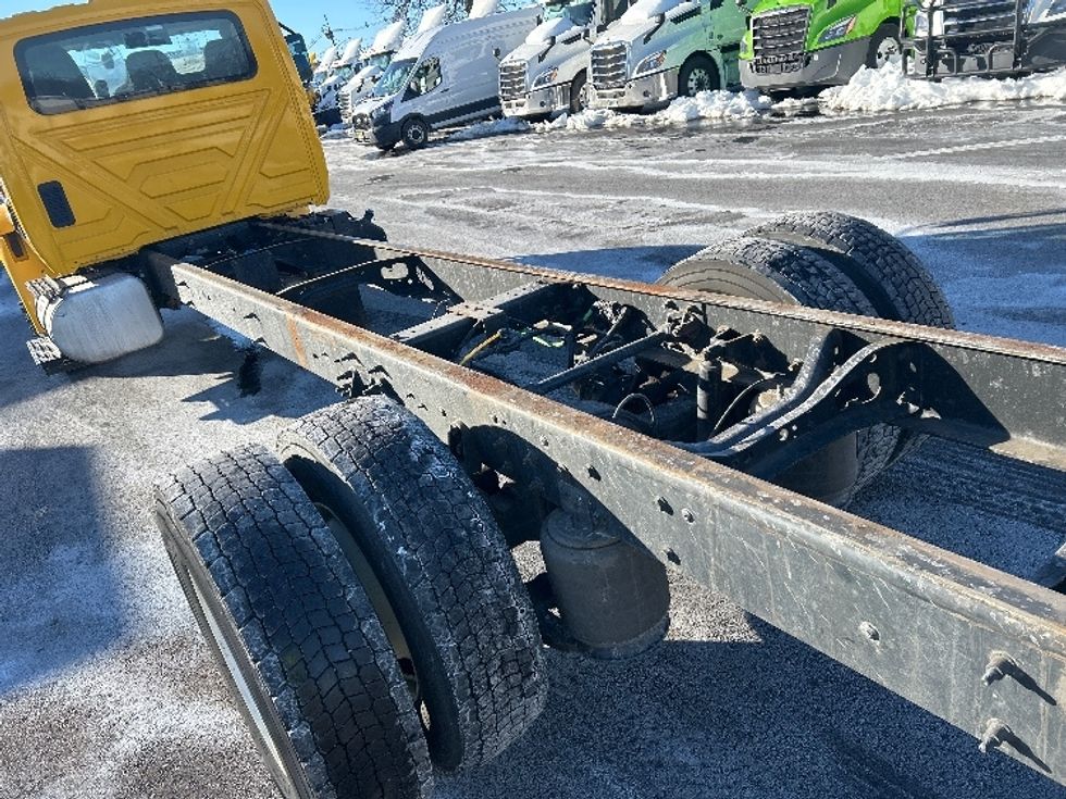 Cab and Chassis Truck-Light and Medium Duty Trucks-International-2021-MV607-Linden-NJ-159,579\n\t\tmiles-$ 36,750 - Image 12