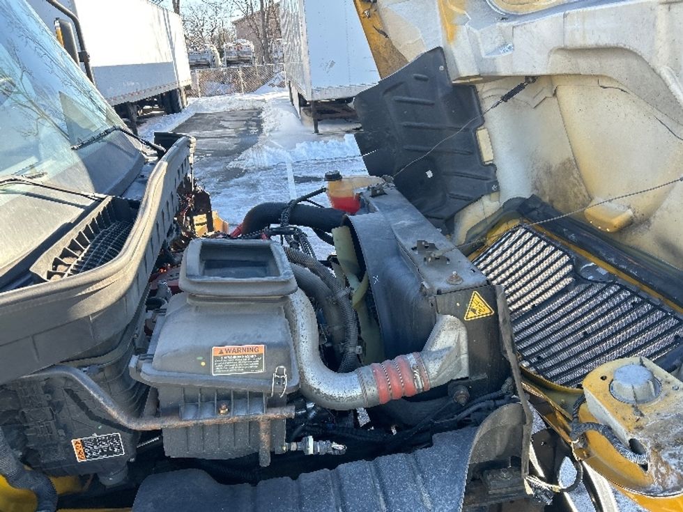 Cab and Chassis Truck-Light and Medium Duty Trucks-International-2021-MV607-Linden-NJ-159,579\n\t\tmiles-$ 36,750 - Image 23