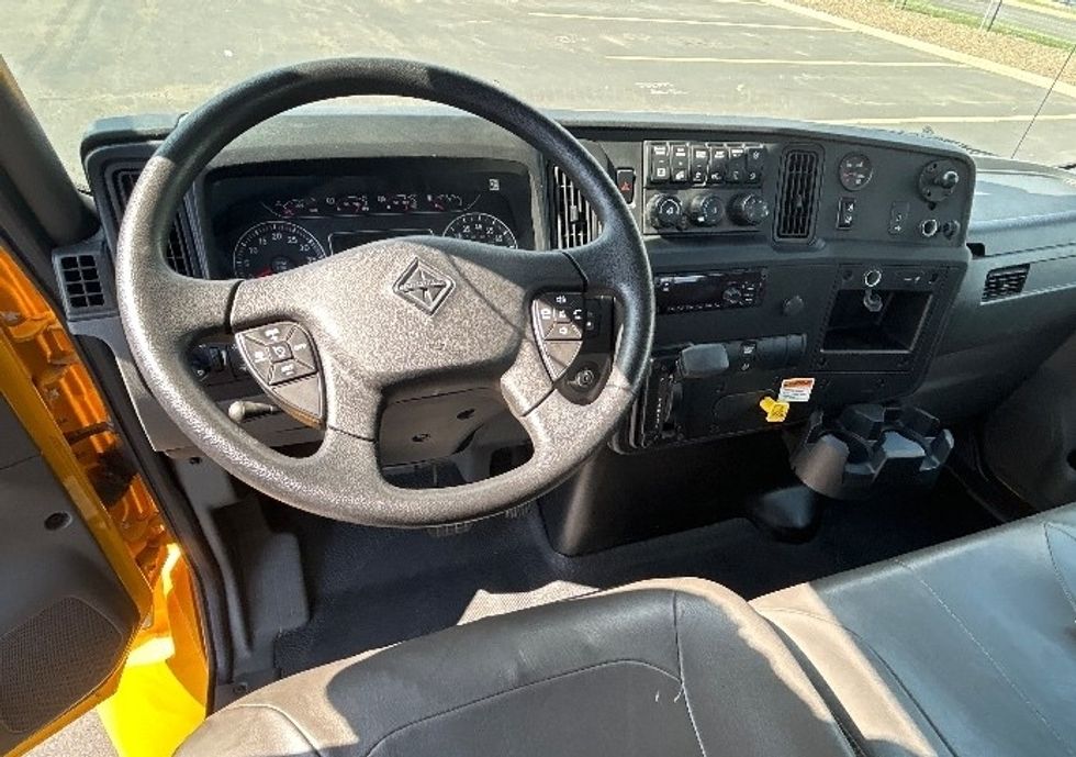 Cab and Chassis Truck-Light and Medium Duty Trucks-International-2021-MV607-Montgomery-NY-148,345\n\t\tmiles-$ 39,750 - Image 12