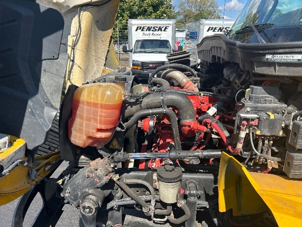 Cab and Chassis Truck-Light and Medium Duty Trucks-International-2021-MV607-Montgomery-NY-148,345\n\t\tmiles-$ 39,750 - Image 18