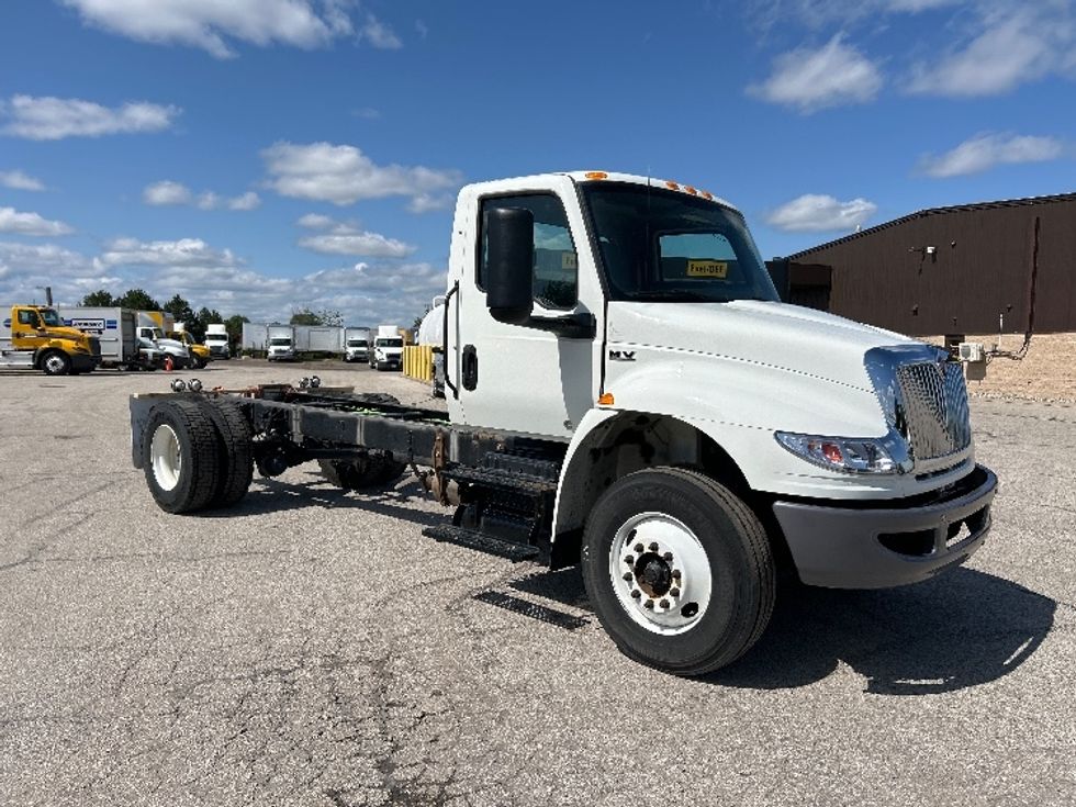 Cab and Chassis Truck-Light and Medium Duty Trucks-International-2021-MV607-Saginaw-MI-49,315\n\t\tmiles-$ 54,500 - Image 1