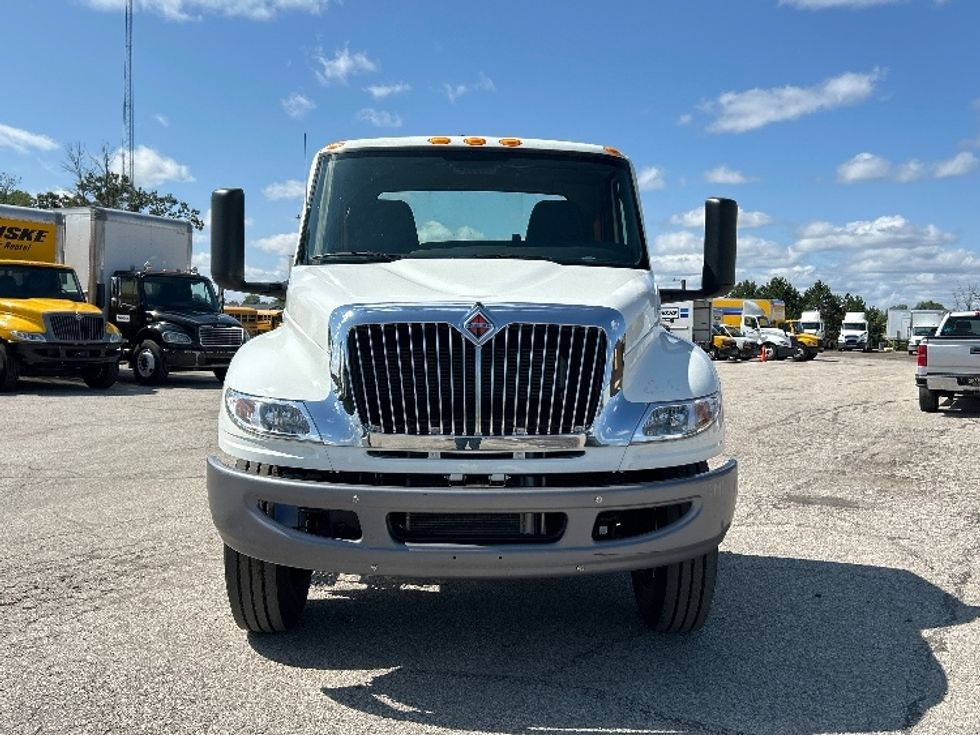 Cab and Chassis Truck-Light and Medium Duty Trucks-International-2021-MV607-Saginaw-MI-49,315\n\t\tmiles-$ 54,500 - Image 2