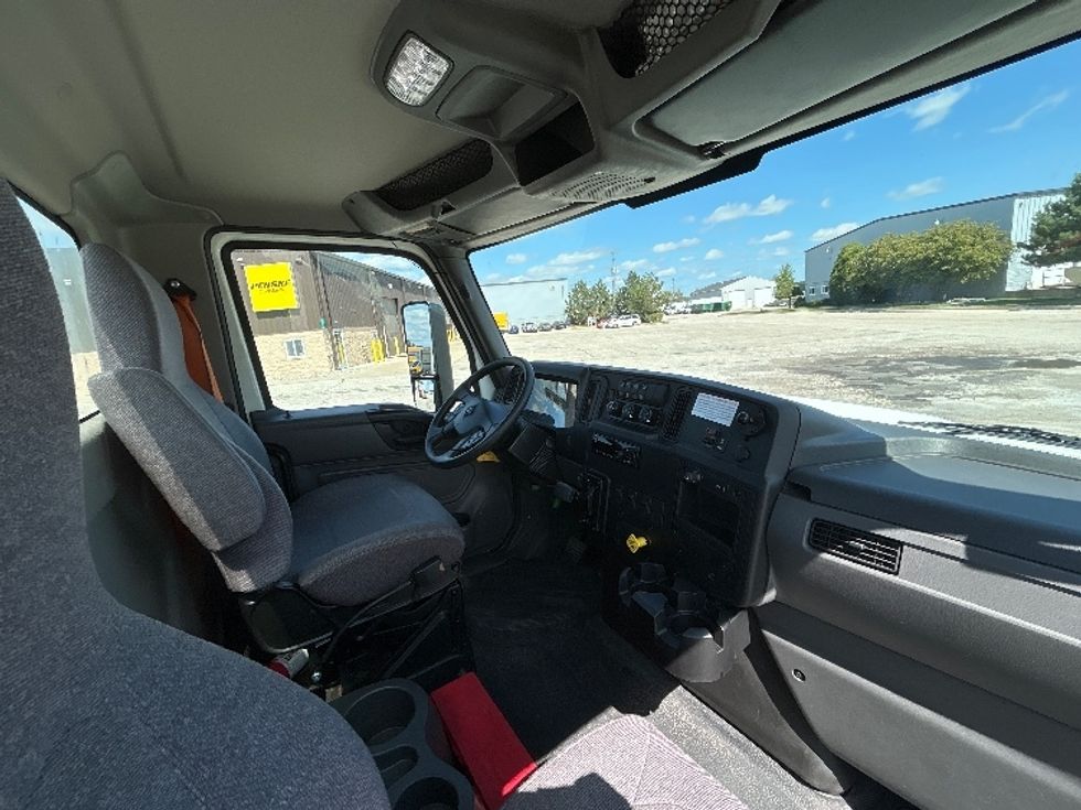 Cab and Chassis Truck-Light and Medium Duty Trucks-International-2021-MV607-Saginaw-MI-49,315\n\t\tmiles-$ 54,500 - Image 22