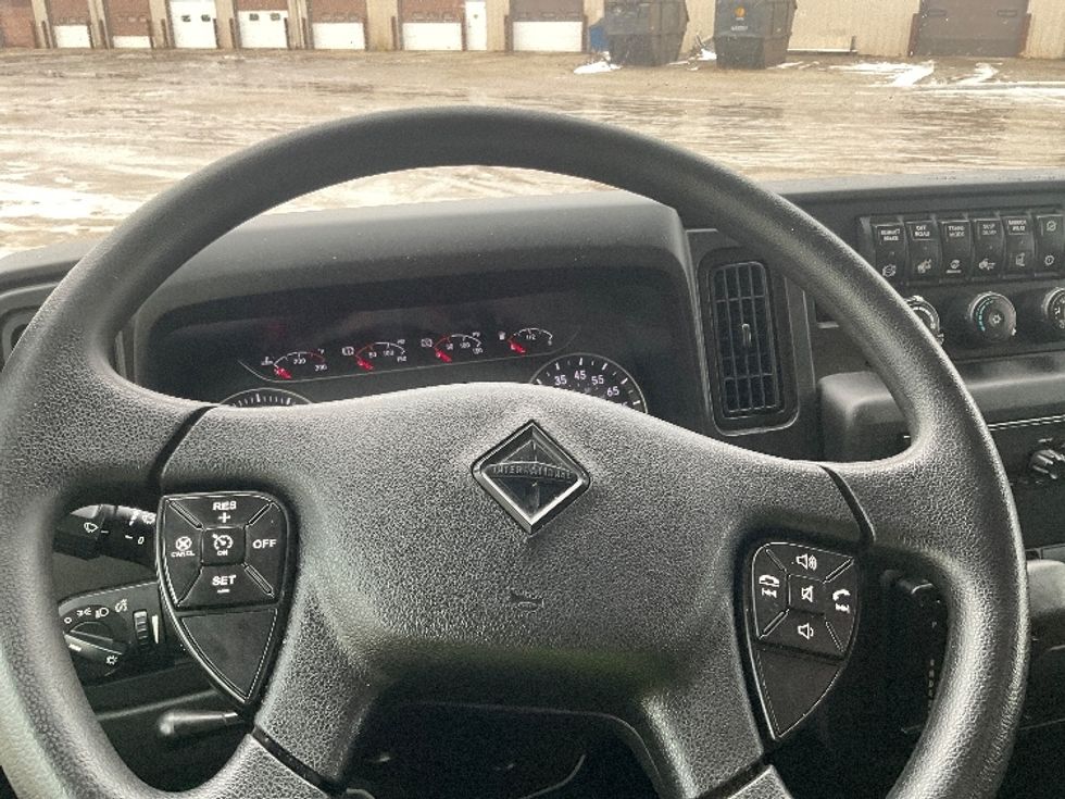 Cab and Chassis Truck-Light and Medium Duty Trucks-International-2021-MV607-South Bend-IN-218,980\n\t\tmiles-$ 35,000 - Image 14