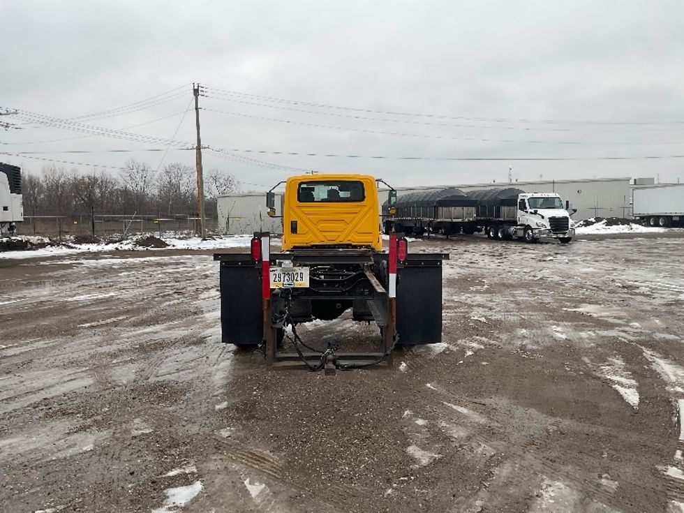 Cab and Chassis Truck-Light and Medium Duty Trucks-International-2021-MV607-South Bend-IN-218,980\n\t\tmiles-$ 35,000 - Image 7