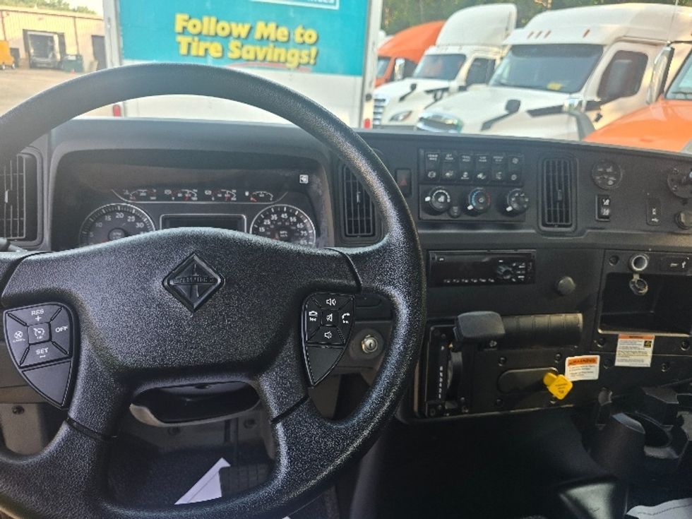 Cab and Chassis Truck-Light and Medium Duty Trucks-International-2021-MV607-Suwanee-GA-203,077\n\t\tmiles-$ 35,000 - Image 13
