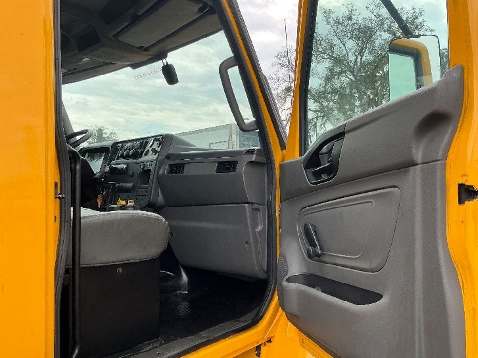 Cab and Chassis Truck-Light and Medium Duty Trucks-International-2021-MV607-Tampa-FL-207,452\n\t\tmiles-$ 30,000 - Image 15