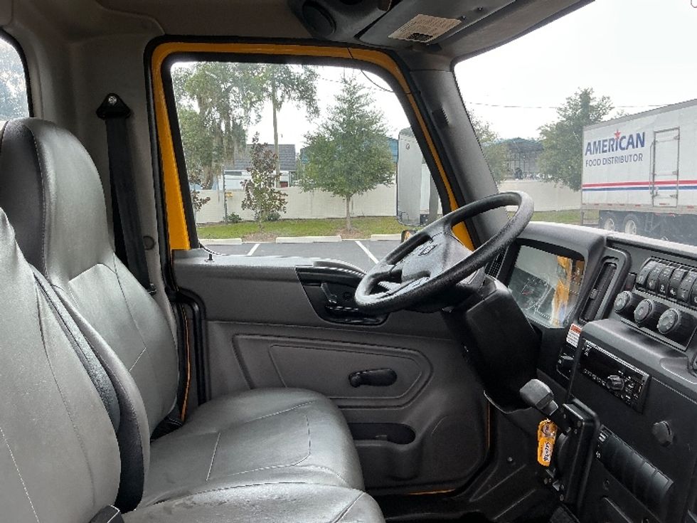 Cab and Chassis Truck-Light and Medium Duty Trucks-International-2021-MV607-Tampa-FL-207,452\n\t\tmiles-$ 30,000 - Image 17