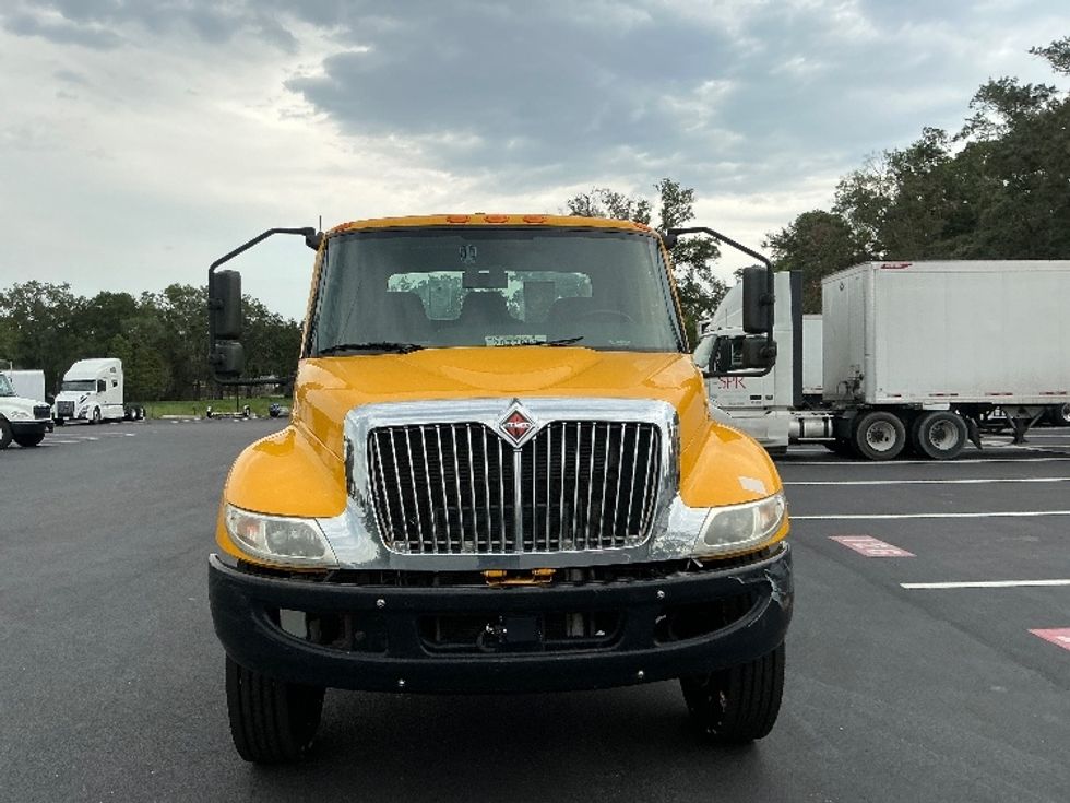 Cab and Chassis Truck-Light and Medium Duty Trucks-International-2021-MV607-Tampa-FL-207,452\n\t\tmiles-$ 30,000 - Image 2