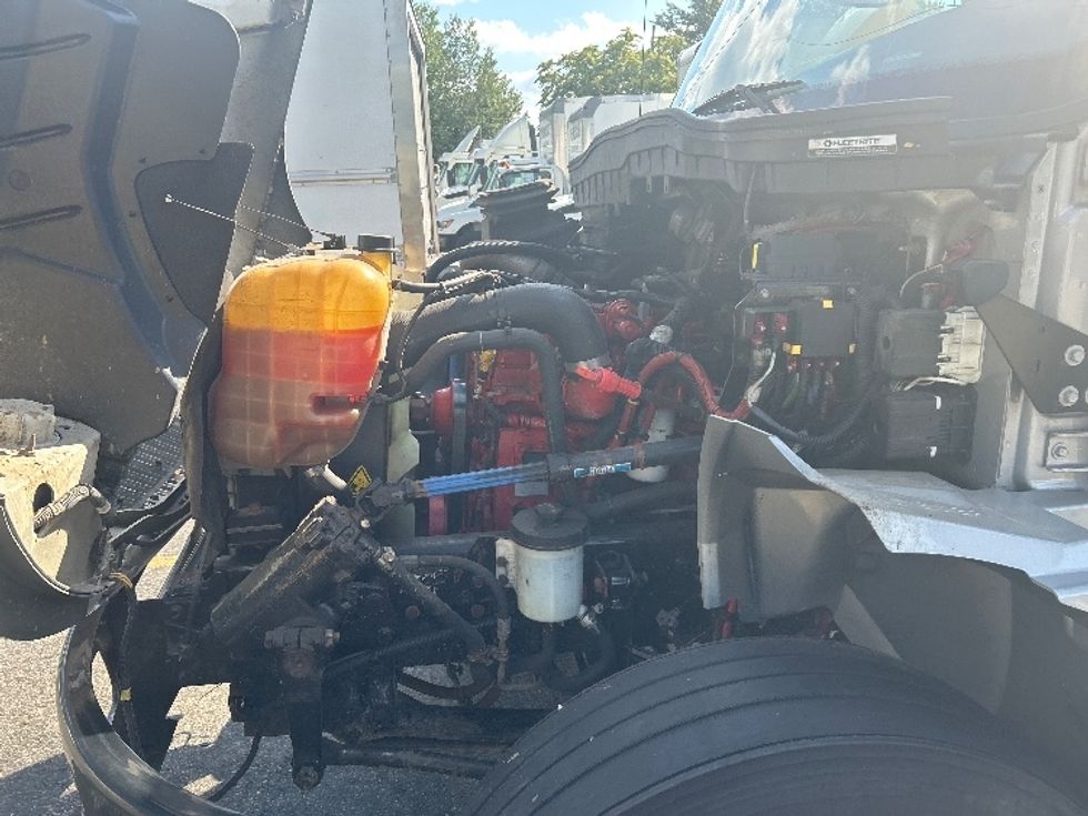 Cab and Chassis Truck-Light and Medium Duty Trucks-International-2022-MV607-Auburn-MA-252,124\n\t\tmiles-$ 27,500 - Image 20