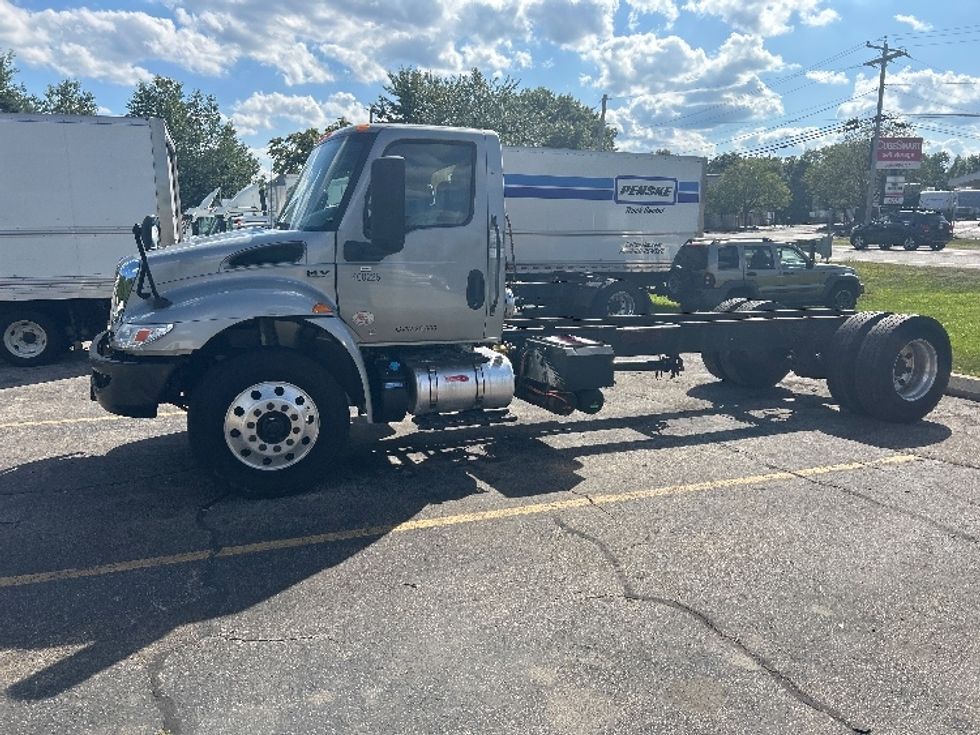 2022 International MV607 MV photo 4