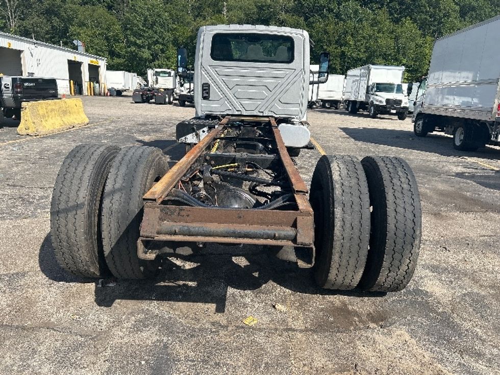 Cab and Chassis Truck-Light and Medium Duty Trucks-International-2022-MV607-Auburn-MA-252,124\n\t\tmiles-$ 27,500 - Image 9