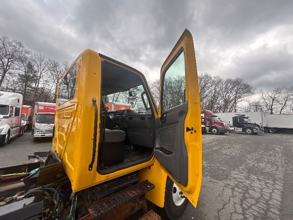 Cab and Chassis Truck-Light and Medium Duty Trucks-International-2022-MV607-Braintree-MA-128,196\n\t\tmiles-$ 45,000 - Image 13